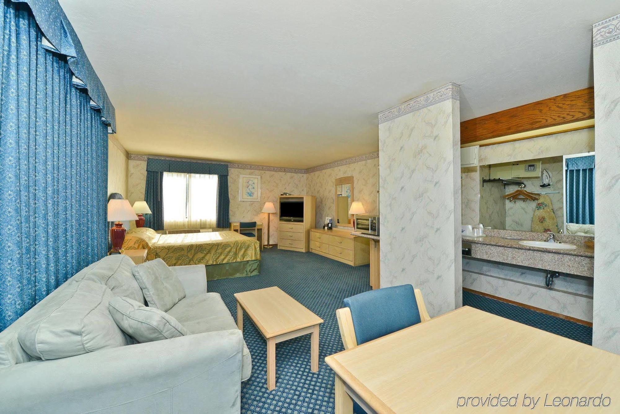 Good Living Inn Сан-Карлос Экстерьер фото