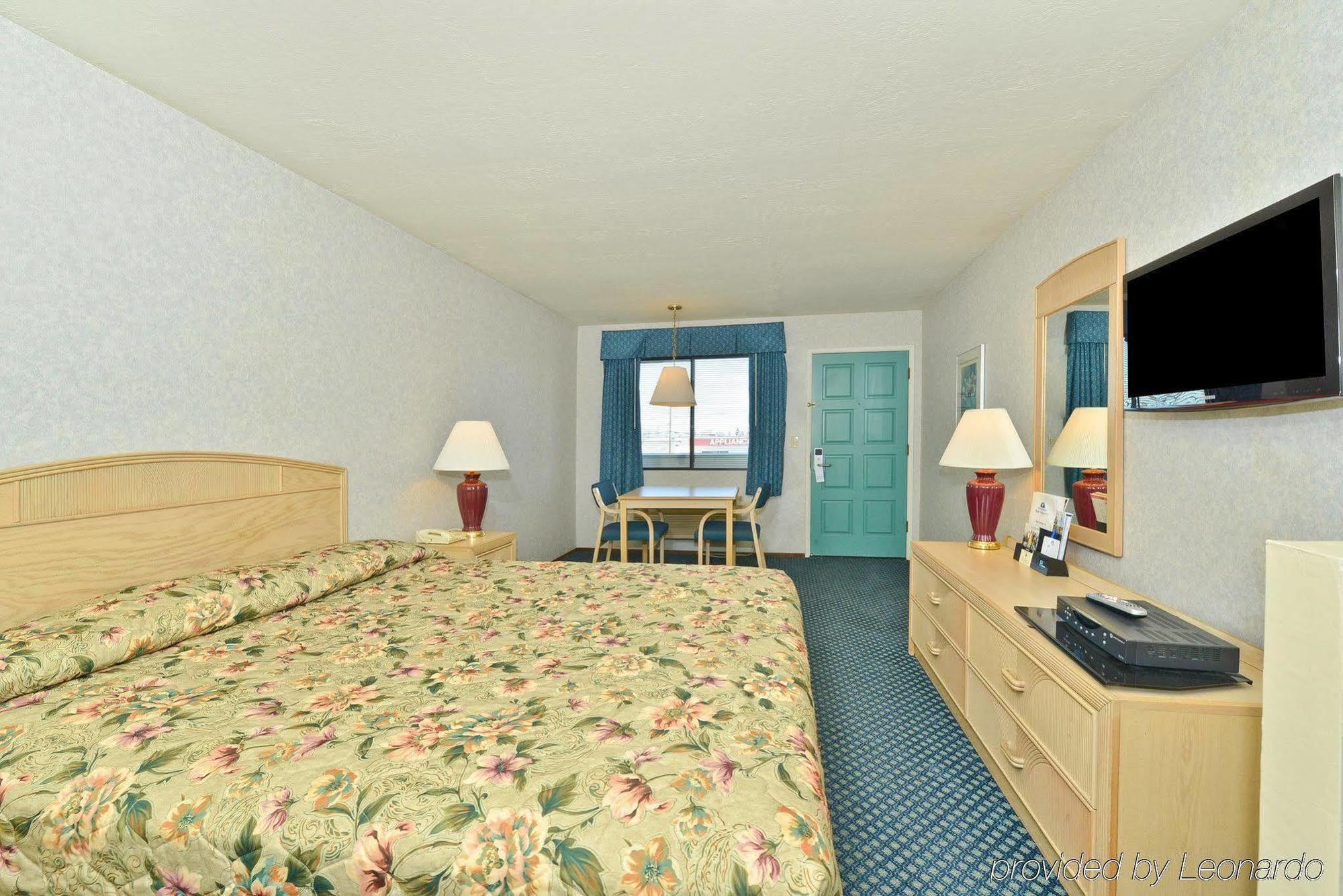Good Living Inn Сан-Карлос Экстерьер фото